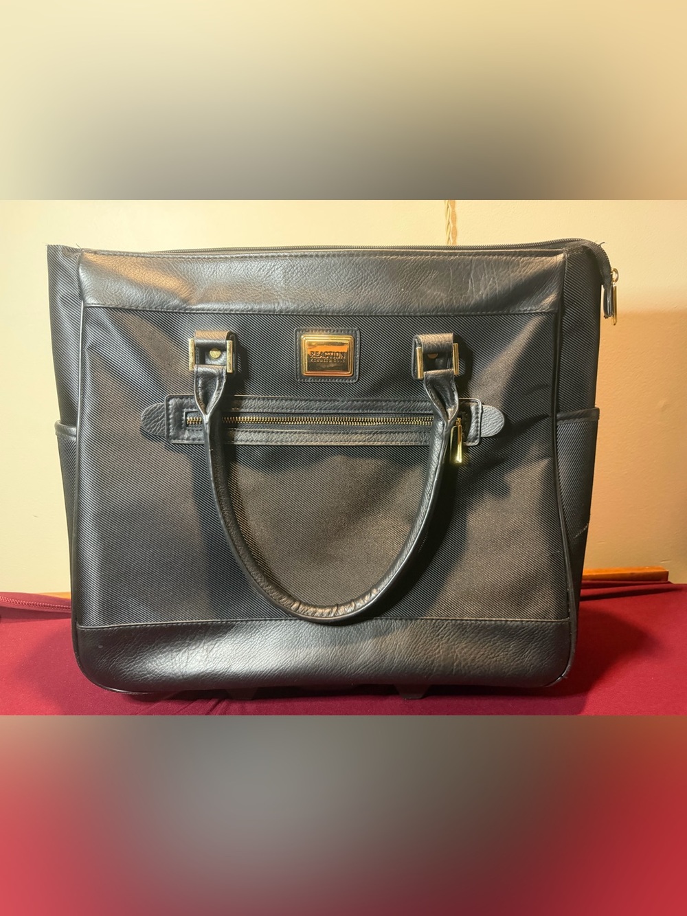 Kenneth Cole Reaction Black Men's Briefcase with Gold Accents